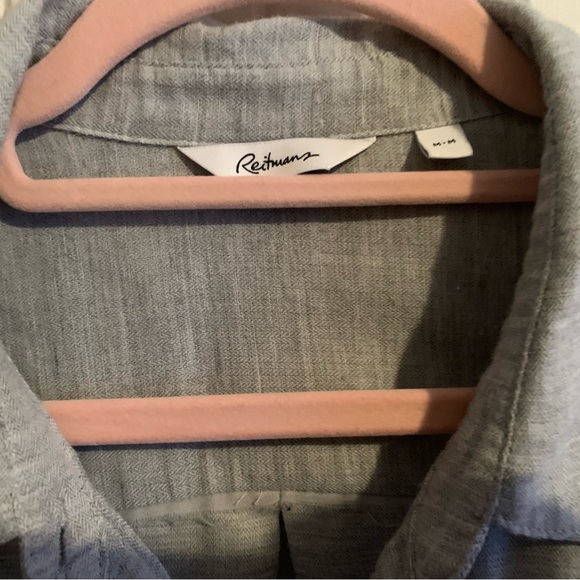 Reitmans button down shirt - Picture 2 of 4